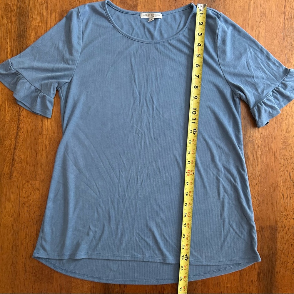 Blue Ribbed Ruffle Sleeve Top | Womens Medium | Soft Stretch Tee |Green Envelope - Picture 5 of 7